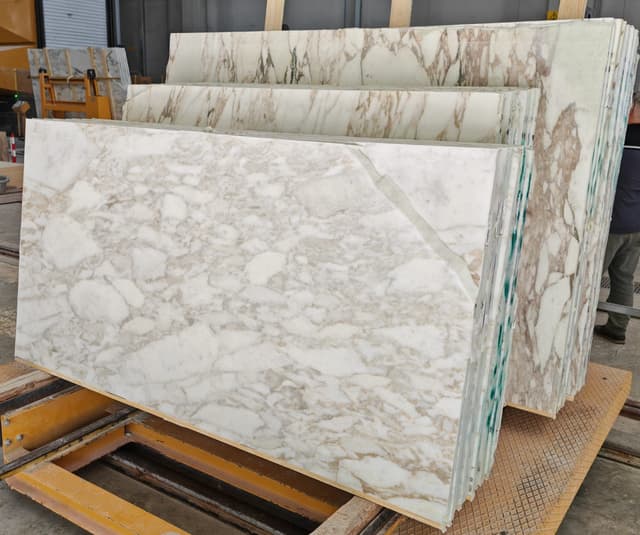 Calacatta Oro Italian marble — White, Carrara, Tuscany, Italy